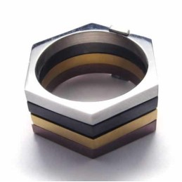 Anel De Titânio Colorido Hexagonal De 11 Mm