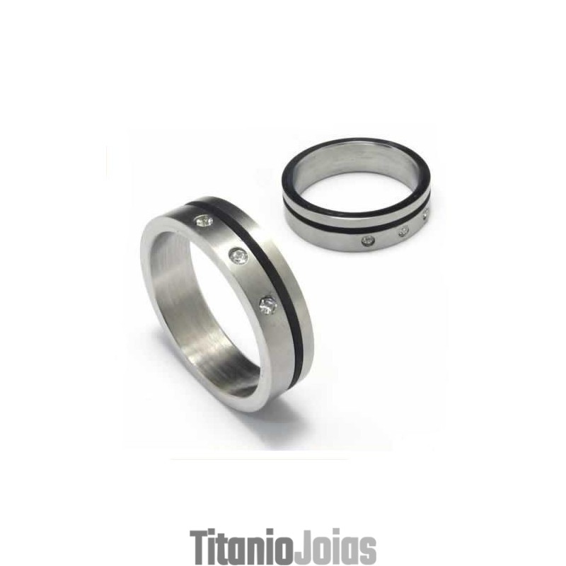 Anel De Titânio Com 5 Mm De Diamante E Faixa De Esmalte Preto Anel De Titânio Com 5 Mm De Diamante E Faixa De Esmalte Preto