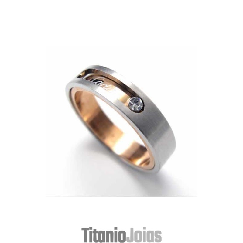 Anel De Corte Com Incrustações De Titânio De 5 Mm E Conjunto De Diamantes Anel De Corte Com Incrustações De Titânio De 5 Mm E Conjunto De Diamantes