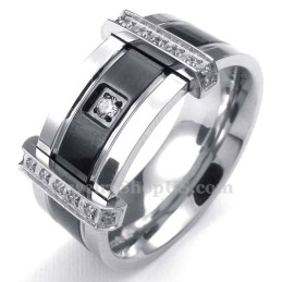 Anel Masculino De Titânio Com Strass Branco