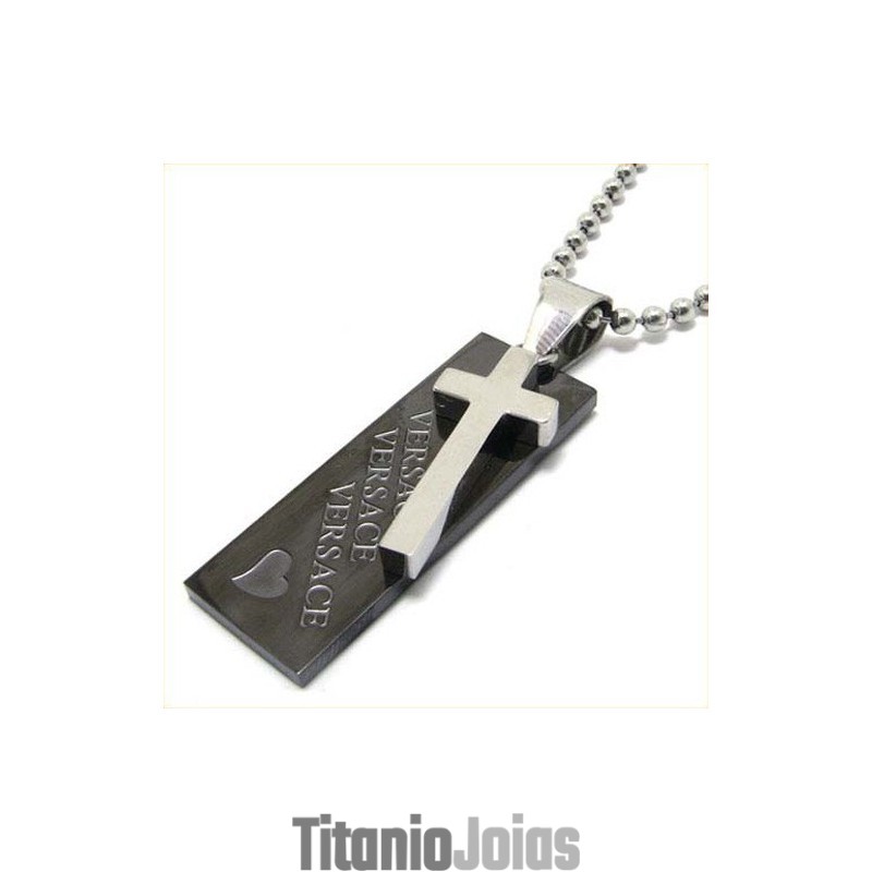 Pingente De Cruz De Titânio Preto Com Coração De Amor Pingente De Cruz De Titânio Preto Com Coração De Amor