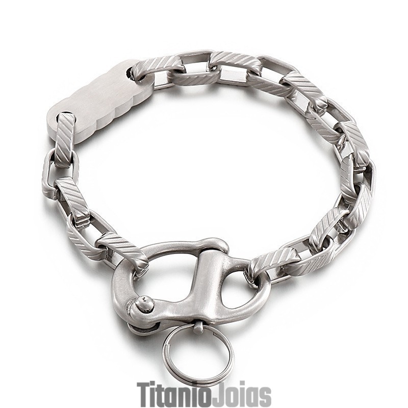 Chaveiro Retrô Quadrado Preto Listrado Pulseira Masculina De Titânio Chaveiro Retrô Quadrado Preto Listrado Pulseira Masculina De Titânio