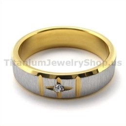 Anel Gloden Cross De Titânio Com Diamante