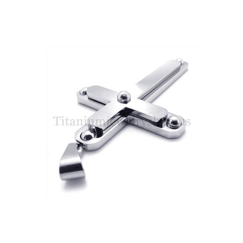 Pingente De Cruz De Titânio Com Duas Camadas E Diamantes Pingente De Cruz De Titânio Com Duas Camadas E Diamantes