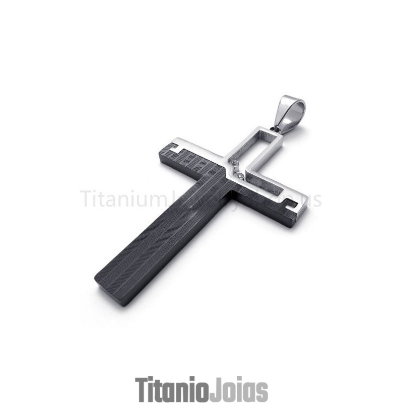 Novo Pingente De Titânio Com Cruz Vazada Preta Novo Pingente De Titânio Com Cruz Vazada Preta