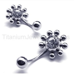 Brincos De Diamante Incrustados Em Titânio Com Girassol