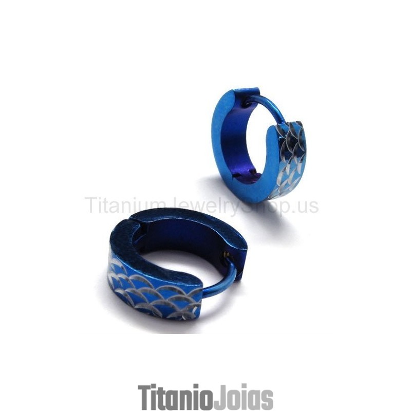 Brincos De Argola De Titânio Gravados Em Azul Brincos De Argola De Titânio Gravados Em Azul