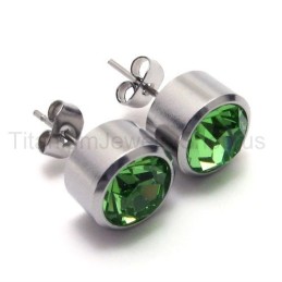 Brincos De Diamante Verde E Titânio Em Tanque De Prata