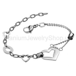 Pulseira De Titânio Com Pingente Em Formato De Coração