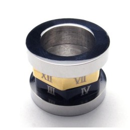 Colar Com Pingente De Aço Titânio Roman No. Spinner (Corrente Grátis)