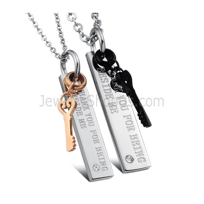 Pingentes De Chaveiro Em Titânio Preto E Ouro Rosa Com Strass E Correntes Grátis C566 Pingentes De Chaveiro Em Titânio Preto E Ouro Rosa Com Strass E Correntes Grátis C566