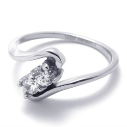 Anel De Titânio Feminino Com Diamante