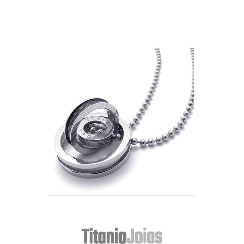 Pingente De Titânio Com Vários Anéis E Detalhes Em Preto Pingente De Titânio Com Vários Anéis E Detalhes Em Preto