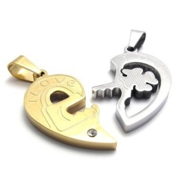 Pingente De Titânio Gold Accent Lovers