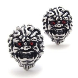Brincos De Titânio Com Leão E Diamante Vermelho