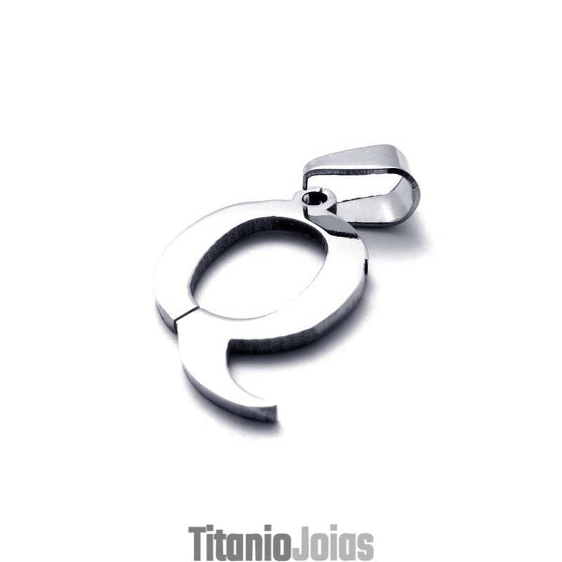 Pingente "Q" De Titânio Pingente "Q" De Titânio