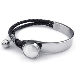 Pulseira De Couro De Titânio De Excelente Qualidade, Finamente Processada E Com Cores Delicadas