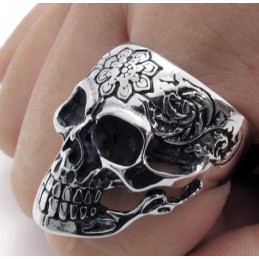 Anel De Titânio De Alta Qualidade Com Brilho De Cor E Fabricação Habilidosa